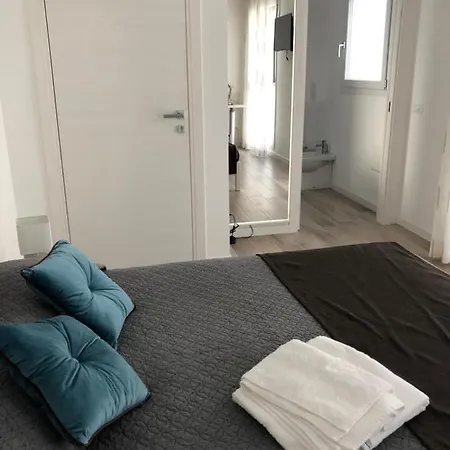 Guest house Padua Suite 3*